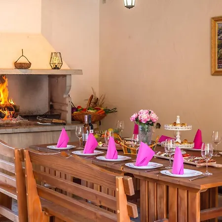 Andela 2 Apartman Makarska