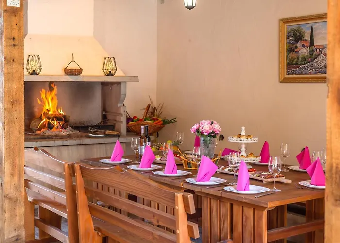 Andela 2 Apartman Makarska