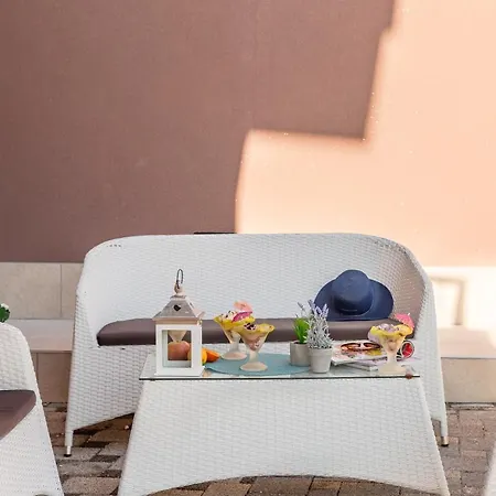 Apartment Andela 2